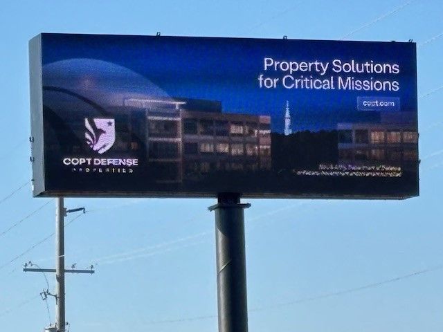 Digital Billboard Gate 9 